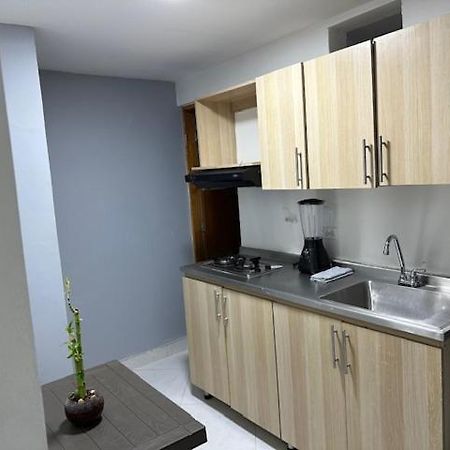 Apartahotel Malaga 메딜린 외부 사진