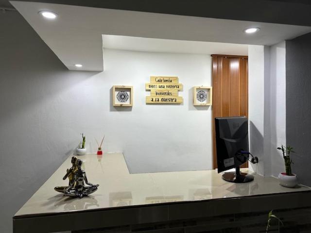 Apartahotel Malaga 메딜린 외부 사진