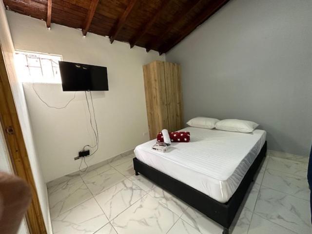 Apartahotel Malaga 메딜린 외부 사진